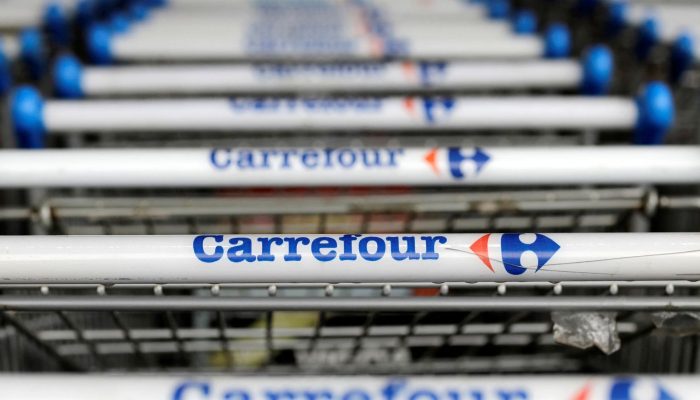 2022-05-19t135230z_1_lynxnpei4i0lx_rtroptp_4_carrefour-results.jpg